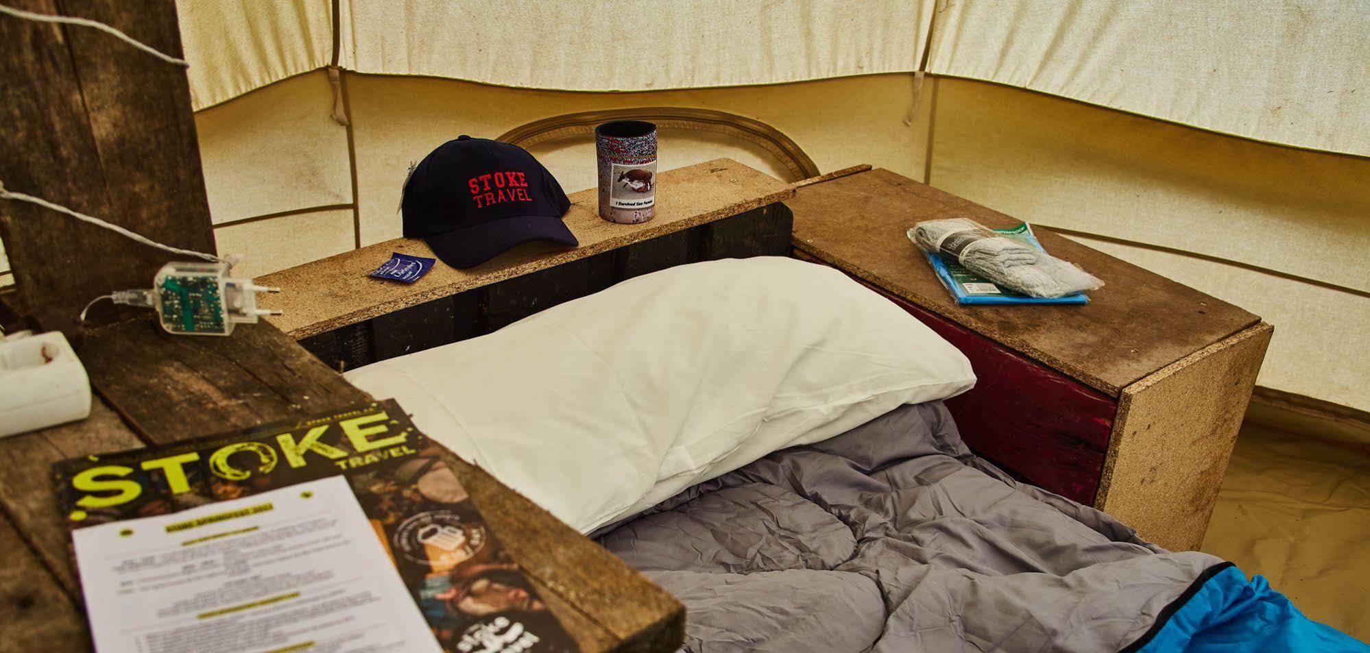 Pamplona Camping Hotell Aizoáin Exteriör bild